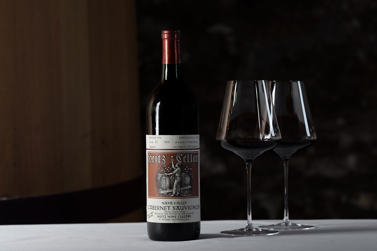 喫茶店　バー　チェア　ワインレッド ベルベット　レトロ　ミッドセンチュリー Rarities Two: Bella Oaks Vineyard 1996-1998 - Heitz Cellar